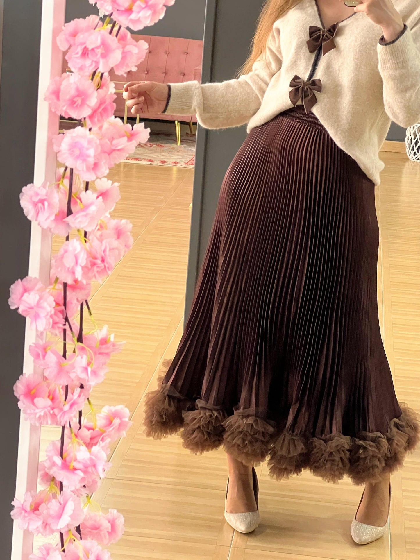 Jersey beige con lazos de terciopelo marrón – Talla única suave y elegante El Vestidor de Inma