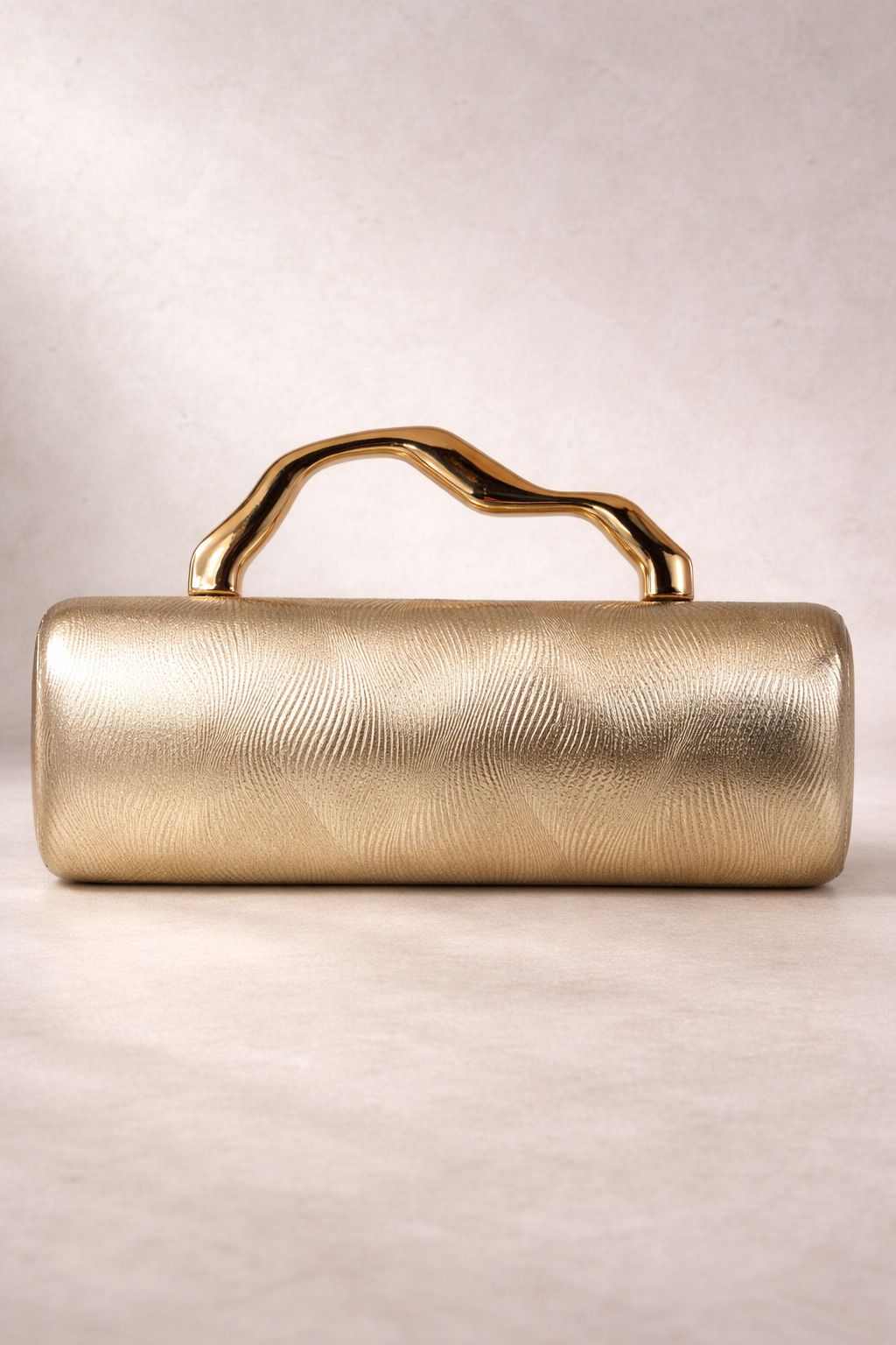 Cartera Dorada de Invitada Elegante | Bolso Clutch Dorado para Bodas y Eventos El Vestidor de Inma