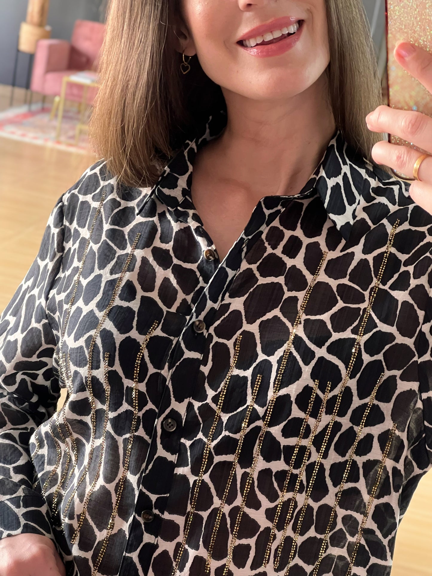 Camisa Animal Print Jirafa Con Strass El Vestidor de Inma
