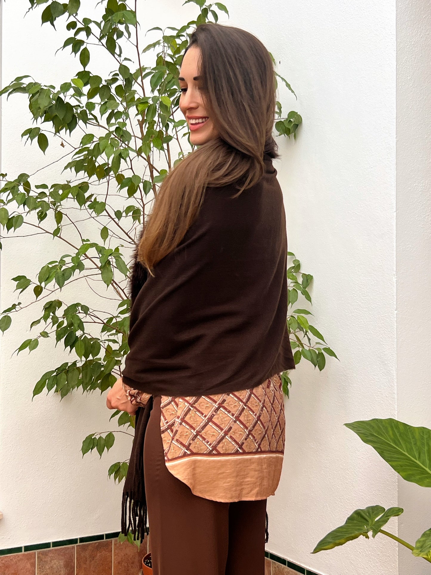 Camisa Estampada Étnica en Tonos Tierra – Talla Única El Vestidor de Inma