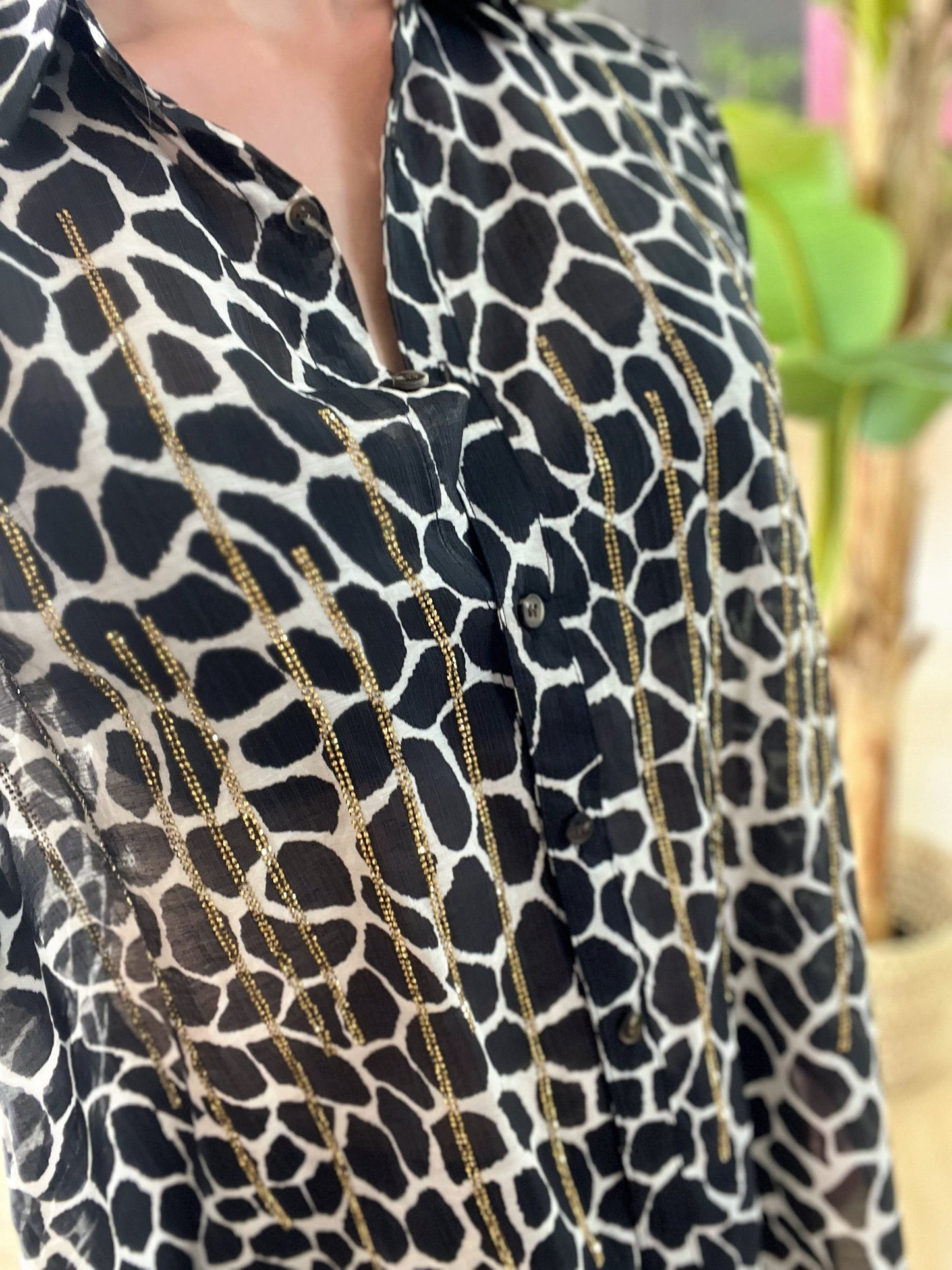 Camisa Animal Print Jirafa Con Strass El Vestidor de Inma