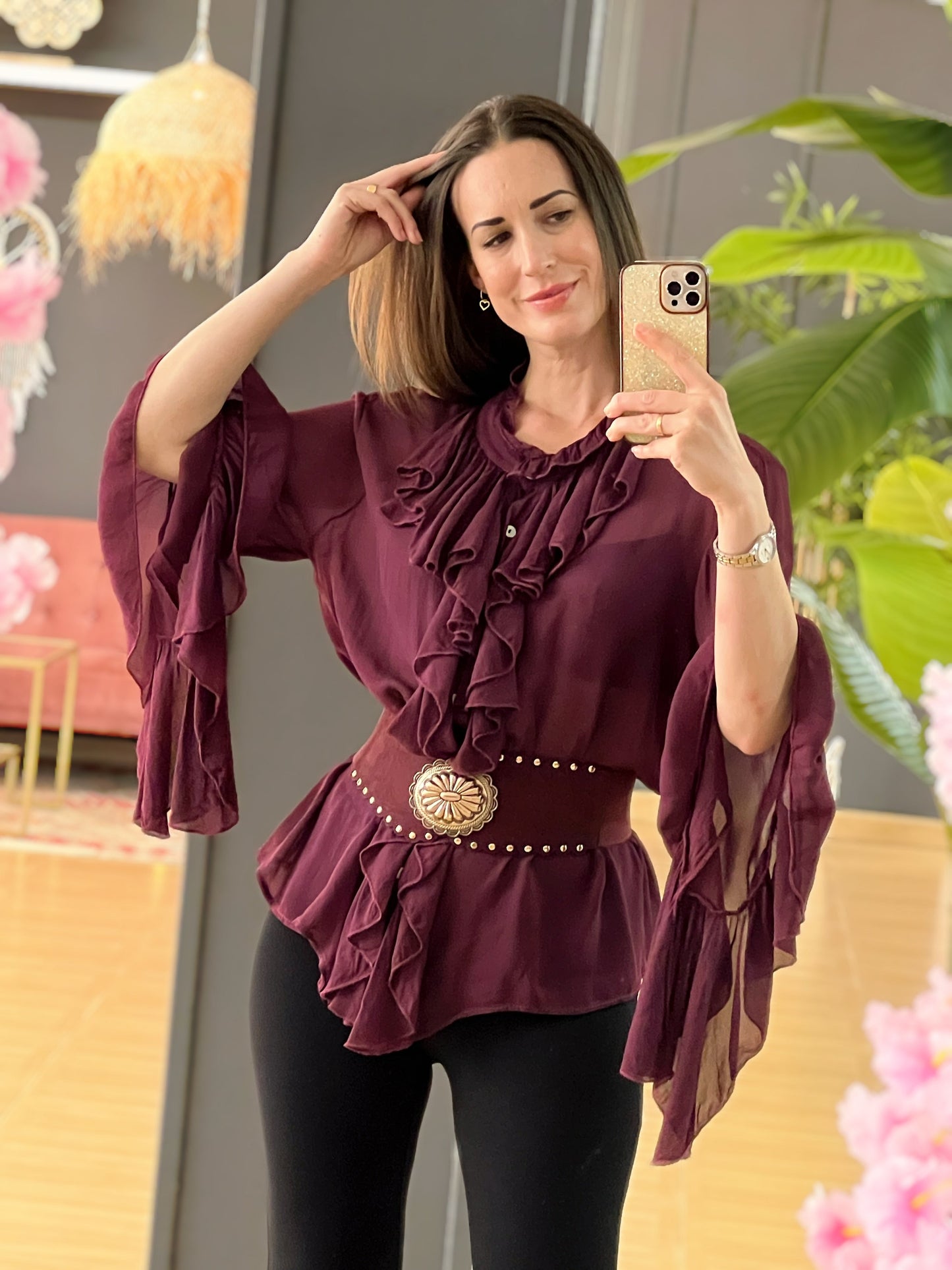 Blusa burdeos con volantes y mangas acampanadas – Talla única con estilo boho chic El Vestidor de Inma