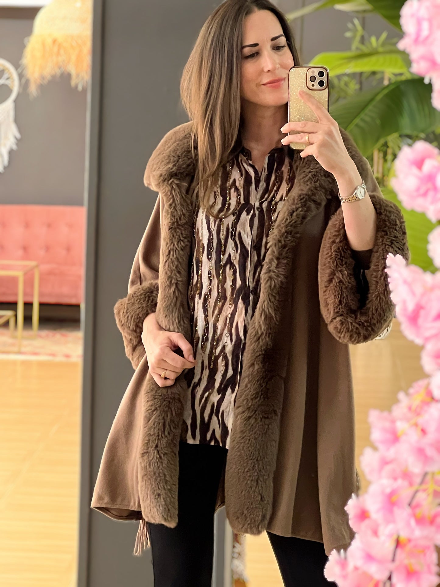Poncho Marrón con Pelo Suave y Flecos El Vestidor de Inma