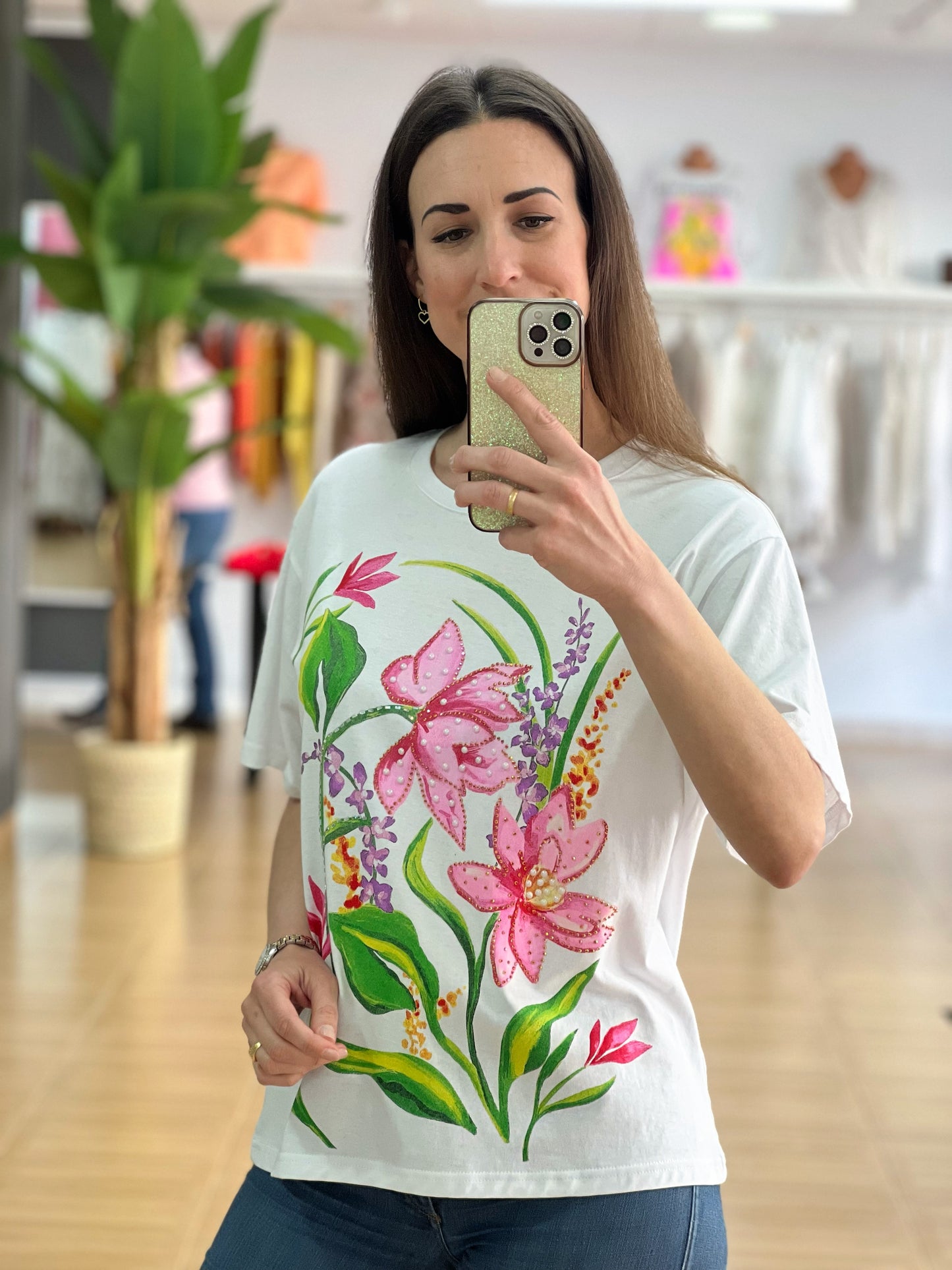 CAMISETA FLORES STRASS