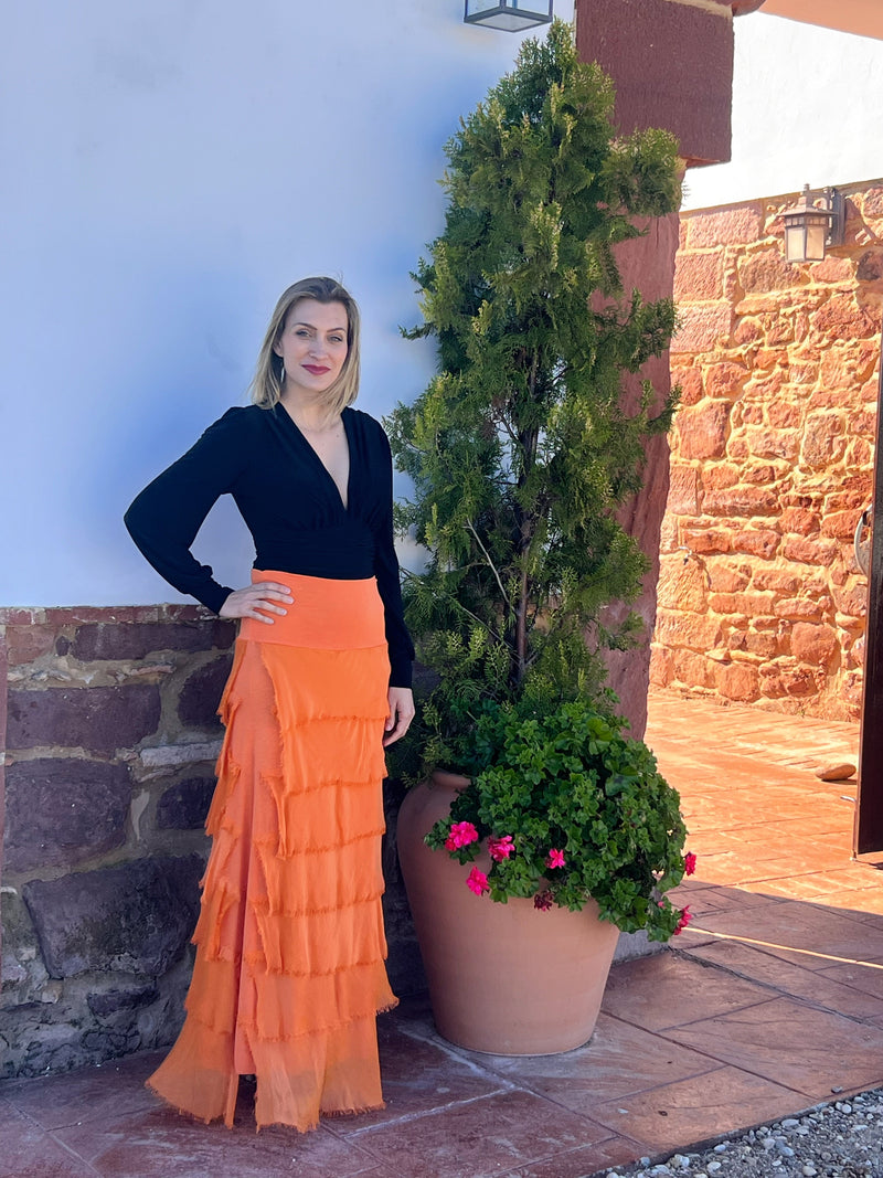 Falda larga de seda con vuelo y forro elástico