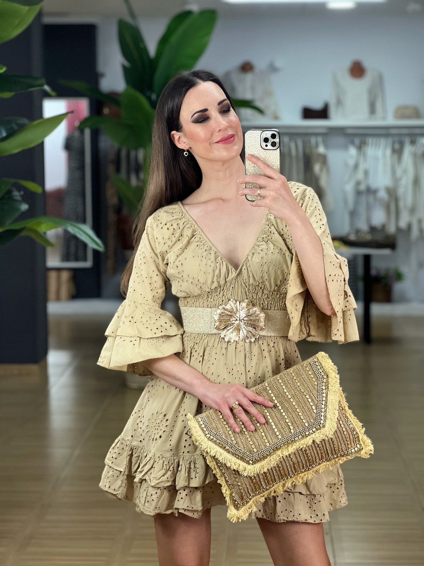 VESTIDO CORTO NIDO DE ABEJA  BORDADO INGLÉS El Vestidor de Inma