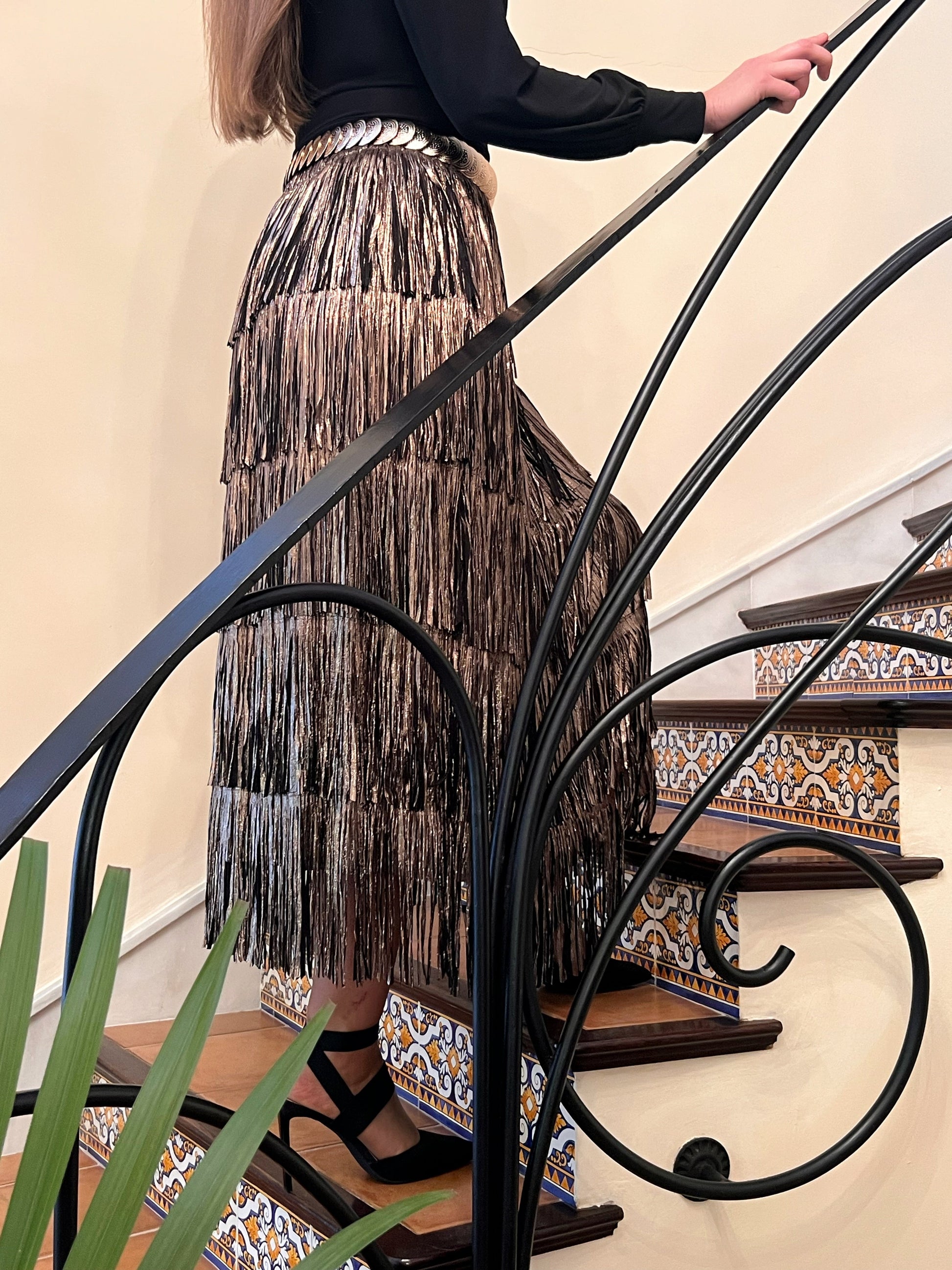 Falda de Flecos Bronce Elástica – Talla Única (36 a 50) El Vestidor de Inma