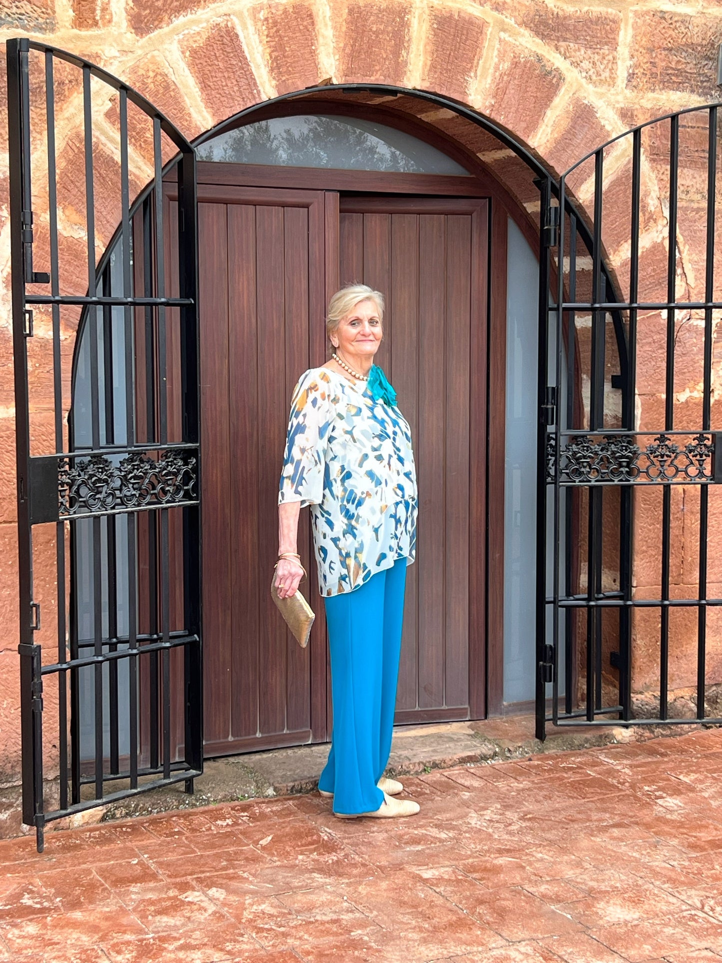 Blusa de fiesta gasa estampada asimétrica — tallas 44, 46 y 48 — diseñada y fabricada en España El Vestidor de Inma