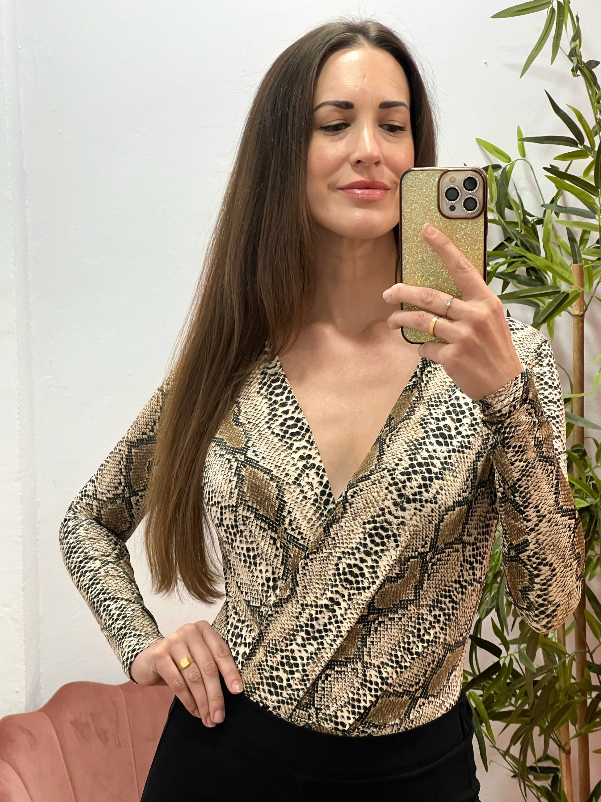 Body Cruzado Estampado Serpiente – Tallas S/M y M/L – Tejido Elástico y Super Favorecedor El Vestidor de Inma