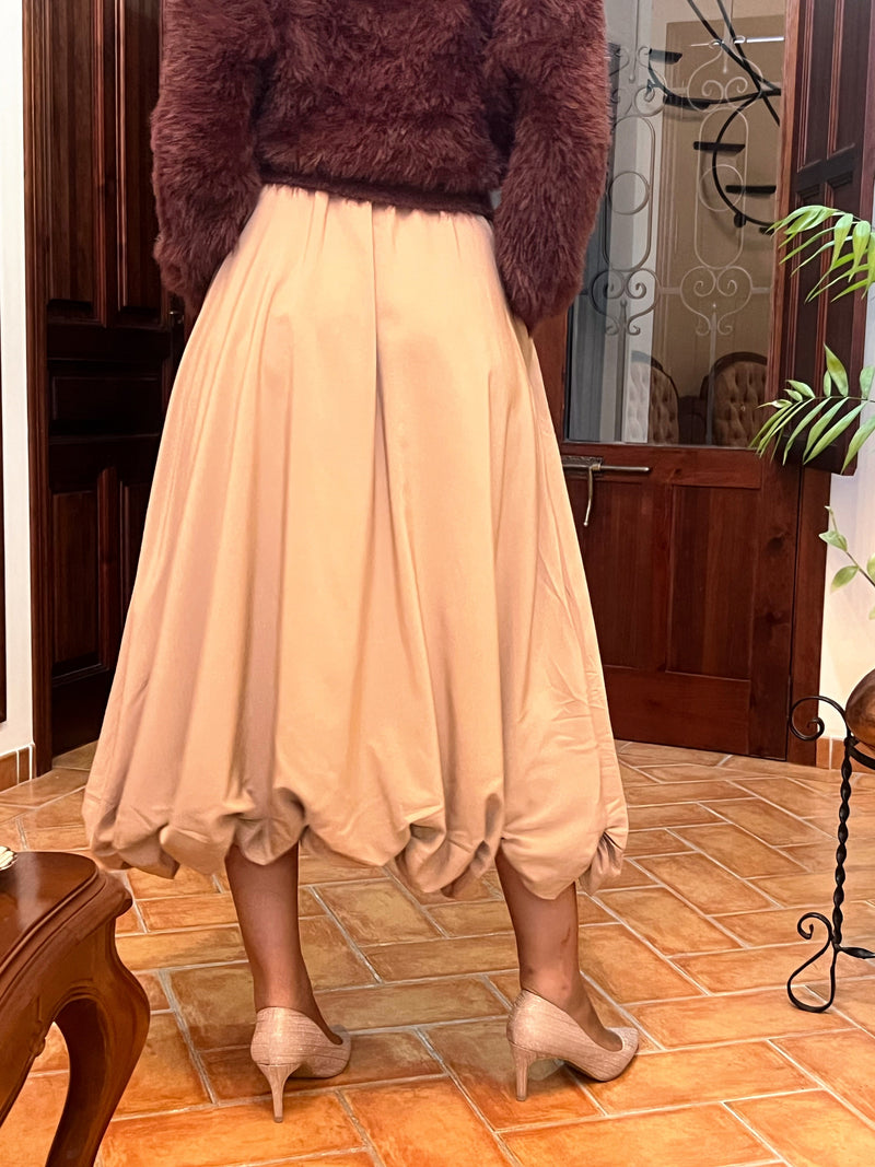 Falda Globo Beige con Bolsillos – Talla Única (36 a 42)