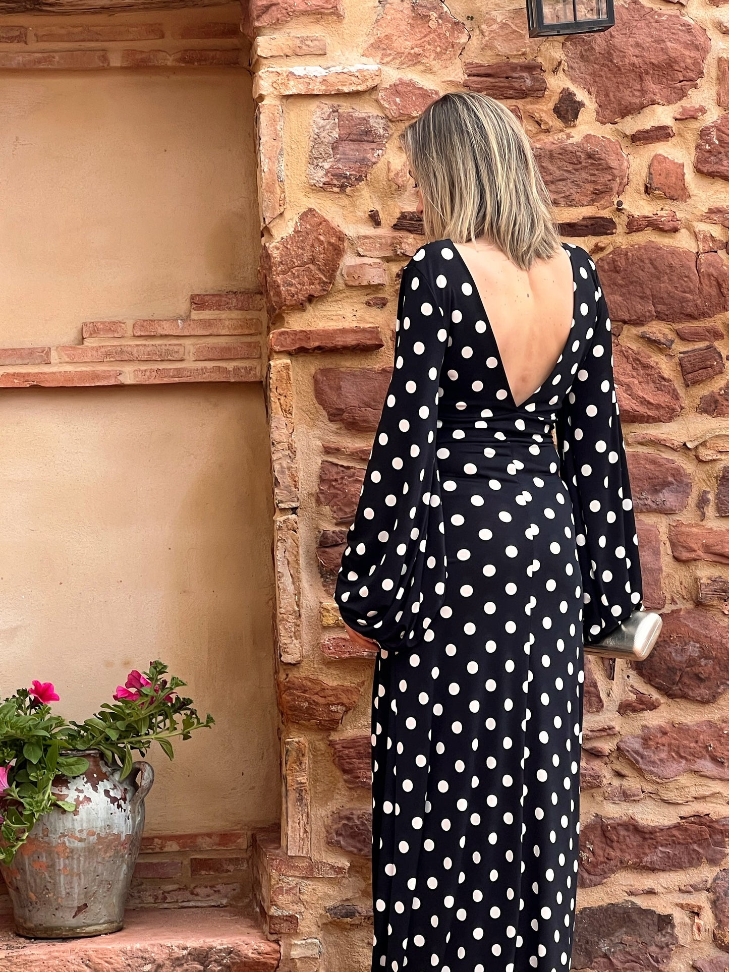 Vestido largo negro lunares blancos escote espalda — Talla Única (34-42) El Vestidor de Inma