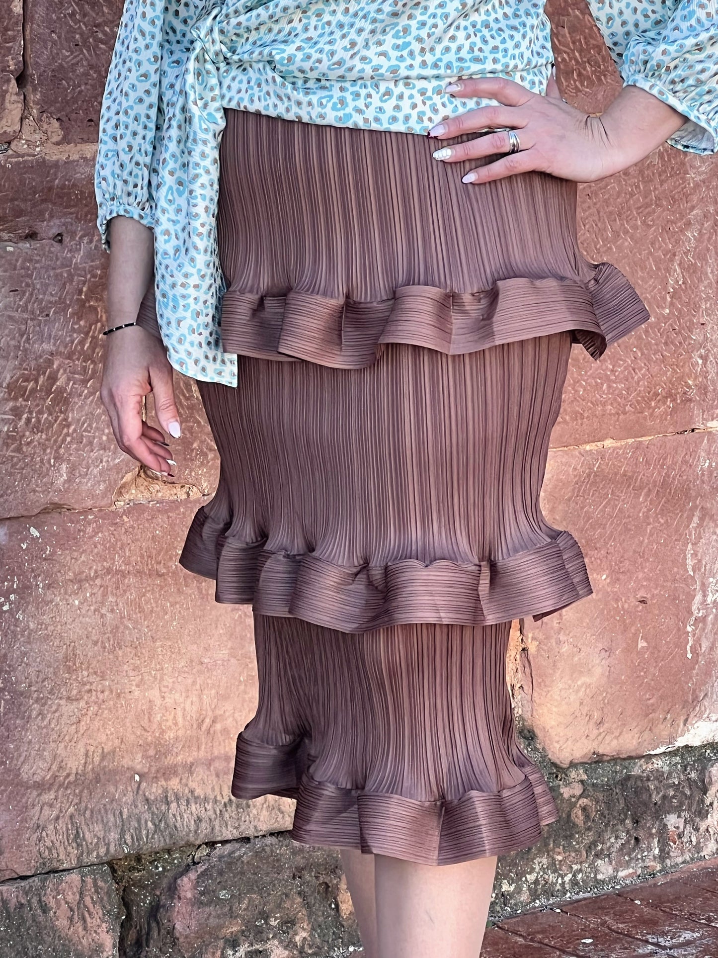 Falda midi plisada con volantes elástica | Elegante y estiliza figura El Vestidor de Inma