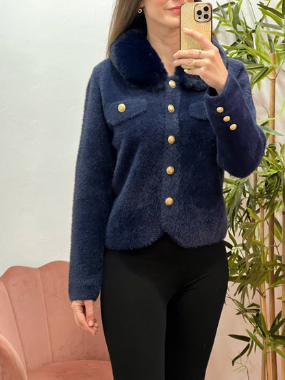 Chaqueta de Pelito con Cuello Desmontable y Botones Dorados – Talla Única El Vestidor de Inma