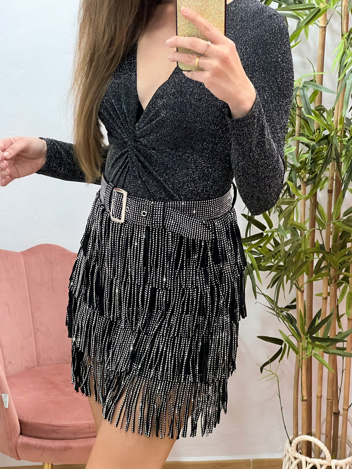 Falda Negra de Flecos con Strass Plateado – Elástica, con Cremallera Trasera y Cinturón Incorporado El Vestidor de Inma