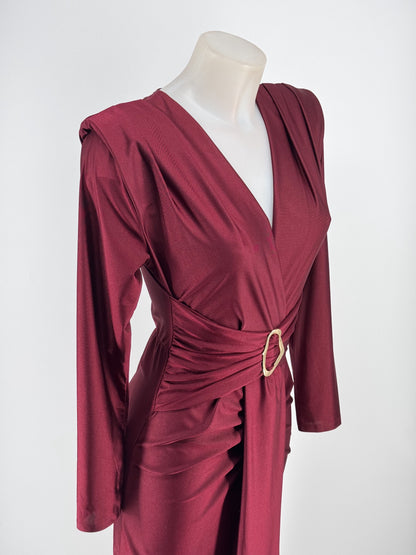 Vestido midi cruzado con hebilla dorada – Talla única elástica El Vestidor de Inma