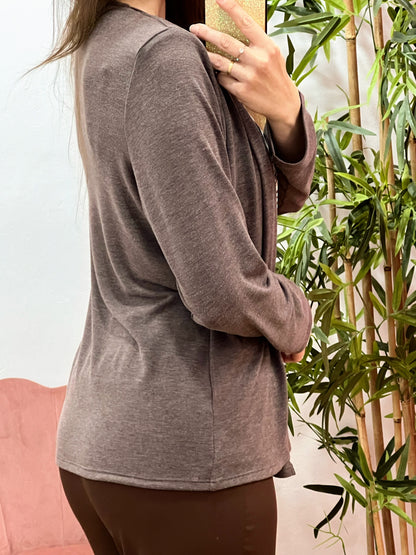 Conjunto Dos en Uno con Jersey Estampado y Chaqueta Integrada – Detalle en Escote – Diseñado y Fabricado en España El Vestidor de Inma