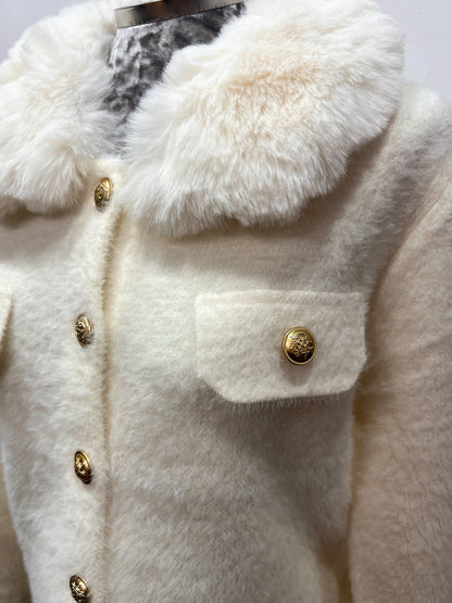 Chaqueta de Pelito con Cuello Desmontable y Botones Dorados – Talla Única El Vestidor de Inma