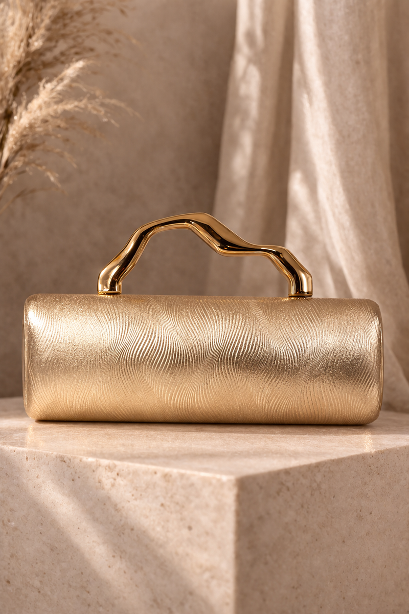 Cartera Dorada de Invitada Elegante | Bolso Clutch Dorado para Bodas y Eventos