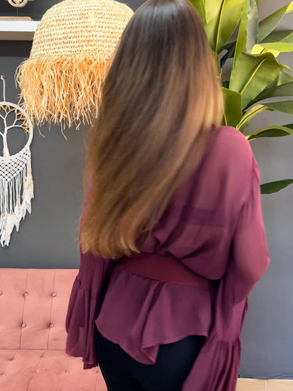 Blusa burdeos con volantes y mangas acampanadas – Talla única con estilo boho chic El Vestidor de Inma