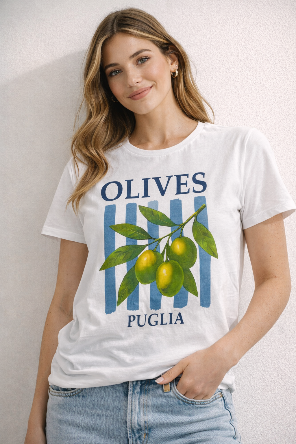Camiseta Olives Puglia Blanca Estampado Olivas | Talla Única hasta 44/46 El Vestidor de Inma