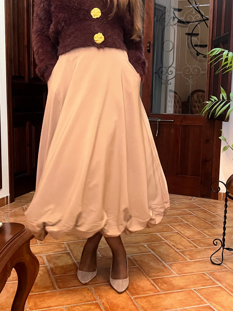 Falda Globo Beige con Bolsillos – Talla Única (36 a 42)