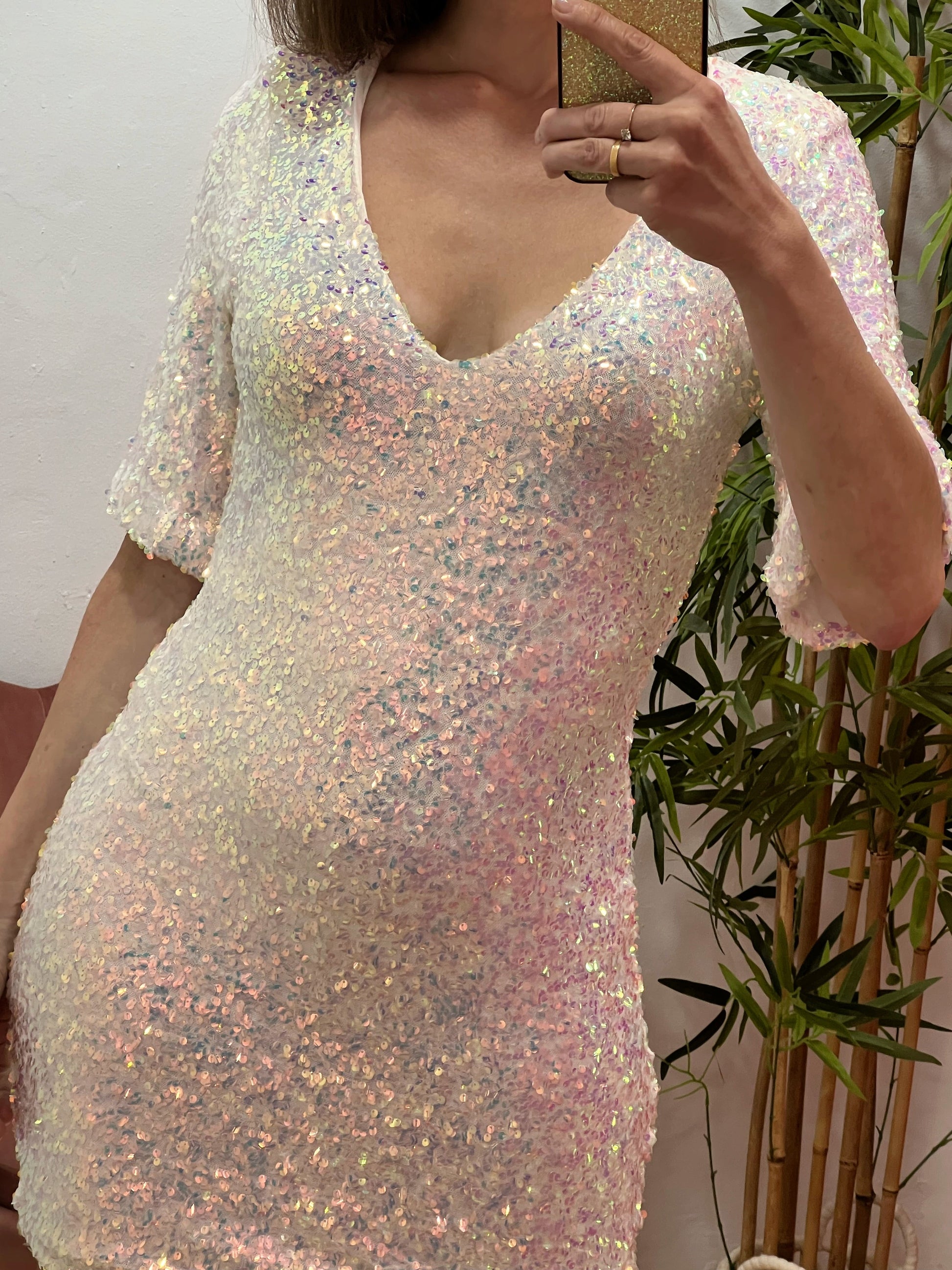 Vestido Blanco Tornasol de Lentejuelas – Talla Única 36 a 42 con Forro y Brillo Iridiscente El Vestidor de Inma