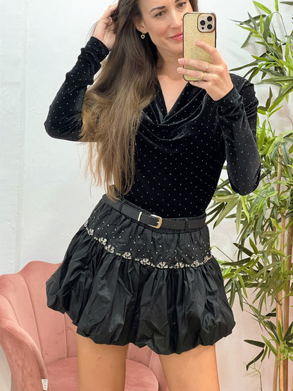 Falda Globo en Polipiel con Pedrería – Pantalón Interior y Cinturón Incluido (Tallas S/M/L) El Vestidor de Inma