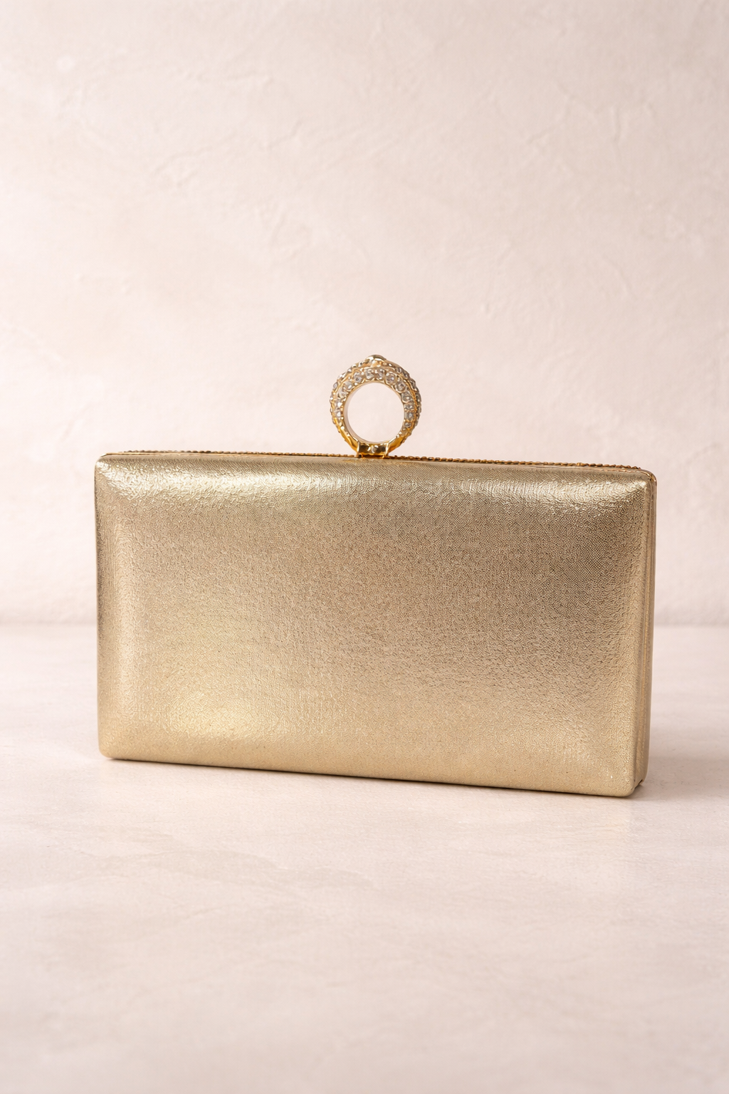 Cartera Dorada de Invitada con Pedrería | Clutch Elegante para Bodas, Bautizos y Eventos El Vestidor de Inma