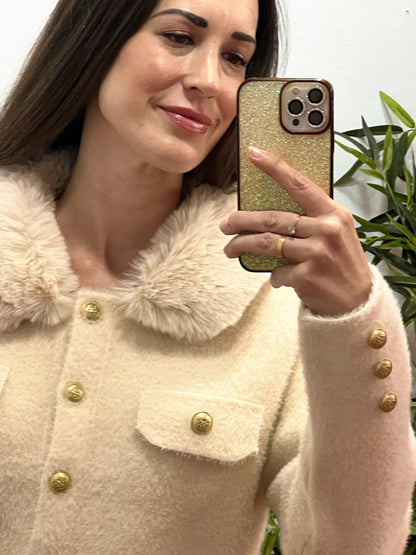 Chaqueta de Pelito con Cuello Desmontable y Botones Dorados – Talla Única El Vestidor de Inma