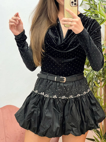 Falda Globo en Polipiel con Pedrería – Pantalón Interior y Cinturón Incluido (Tallas S/M/L) El Vestidor de Inma