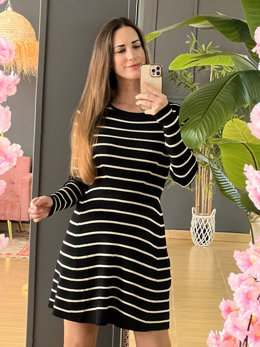 Vestido de Punto Rayas Negro y Beige El Vestidor de Inma