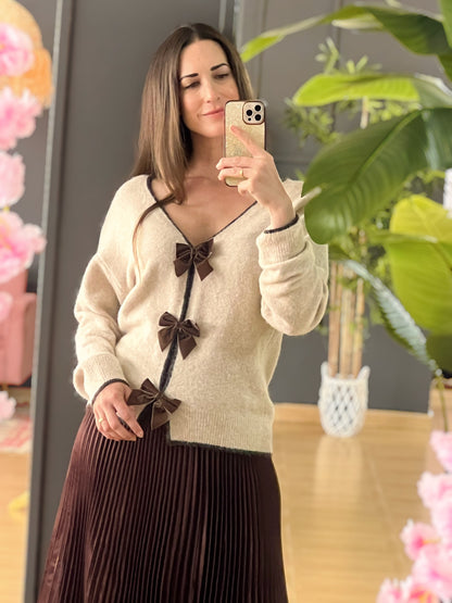 Jersey beige con lazos de terciopelo marrón – Talla única suave y elegante El Vestidor de Inma