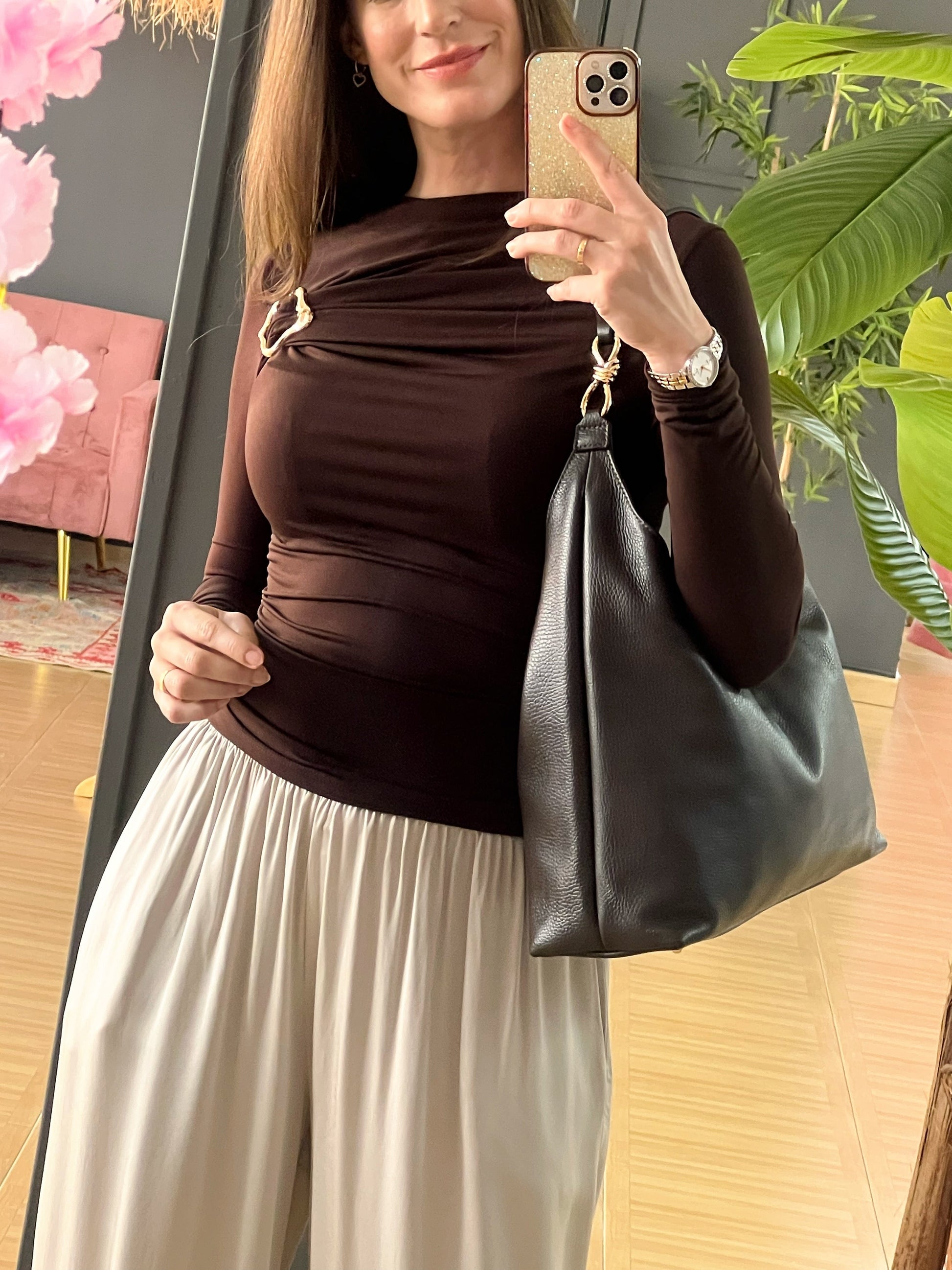 Pantalón fluido beige satinado – Talla única con cintura elástica El Vestidor de Inma