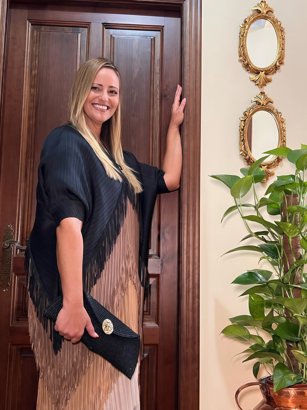 Vestido Invitada Plisado con Flecos El Vestidor de Inma