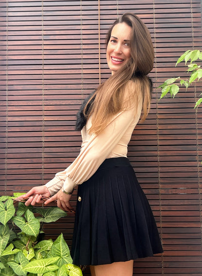 Falda Plisada Negra con Botones Dorados – Talla Única El Vestidor de Inma